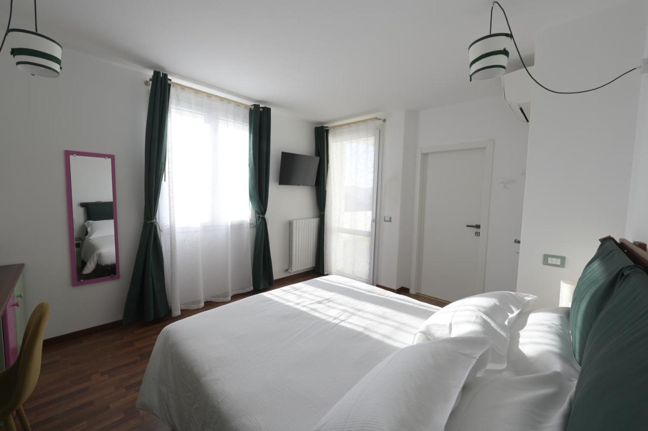 Terrazzaponente Bed & Breakfast Monte San Pietro Bagian luar foto